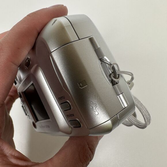 Kodak EasyShare CX7300 Digital Camera 3.2 MP, Manual, Cord, Dock, Box WORKS - Picture 5 of 16